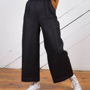 Only Child Cove Pant in Black Linen